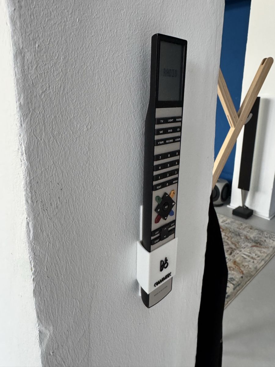 Bang & Olufsen Supporti a parete: Bang & Olufsen Beo4 Halterung – Nuovo e nell'imballaggio originale da Basel venduto da Tecniteen 1