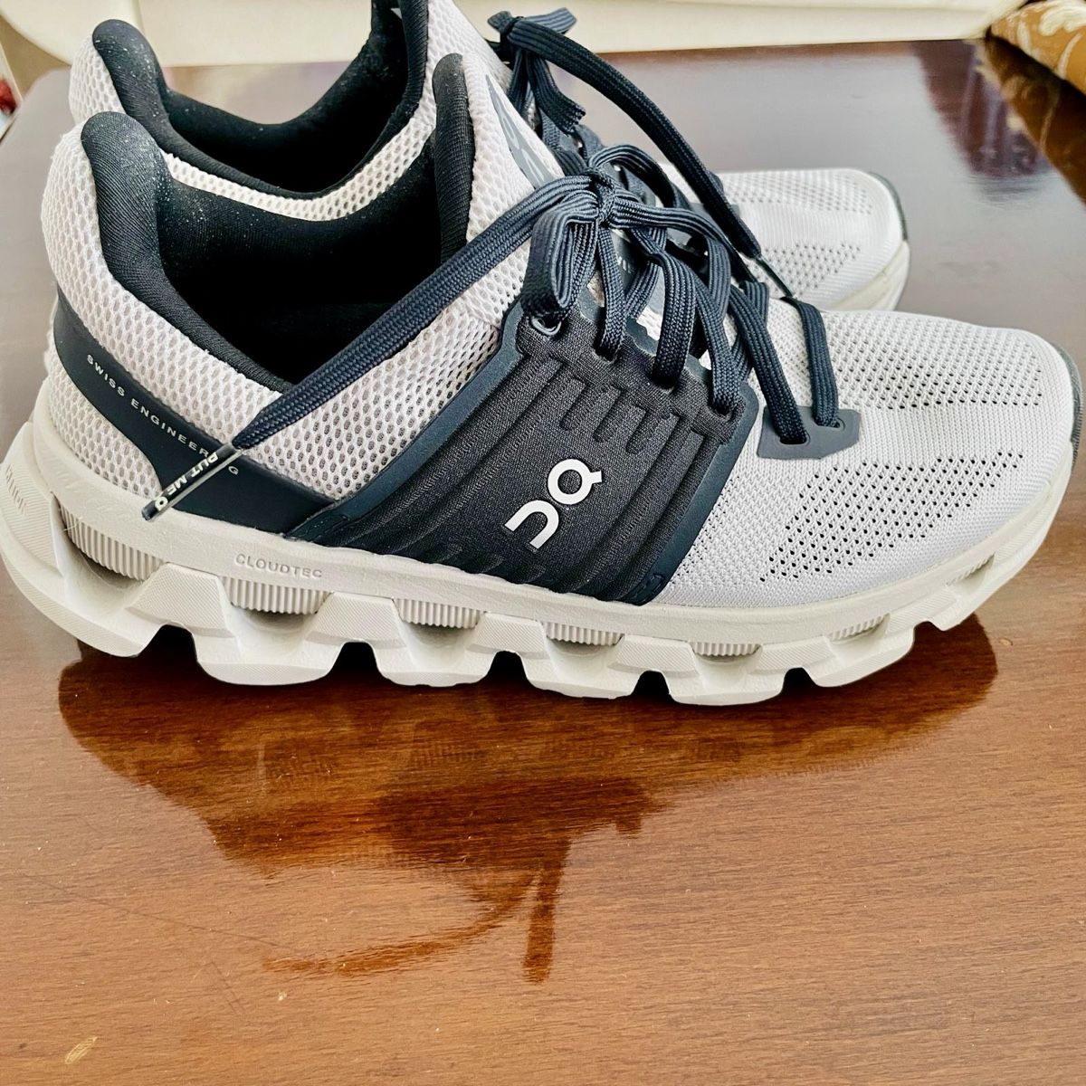 On Scarpe da donna: On Cloud Damen Gr. 36- Brandneu – Nuovo e nell'imballaggio originale da St Gallen venduto da dealandbuy 1
