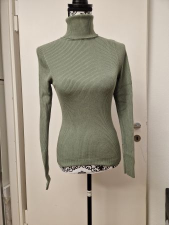 Zwei Damen Rollkragenpullover gerippt, Gr. M, khaki/braun
