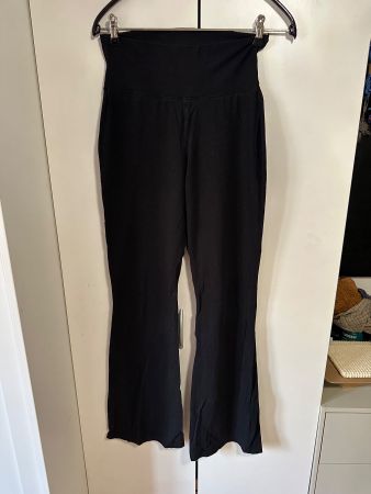 Hosen schwarz Grösse M H&M neuwertig