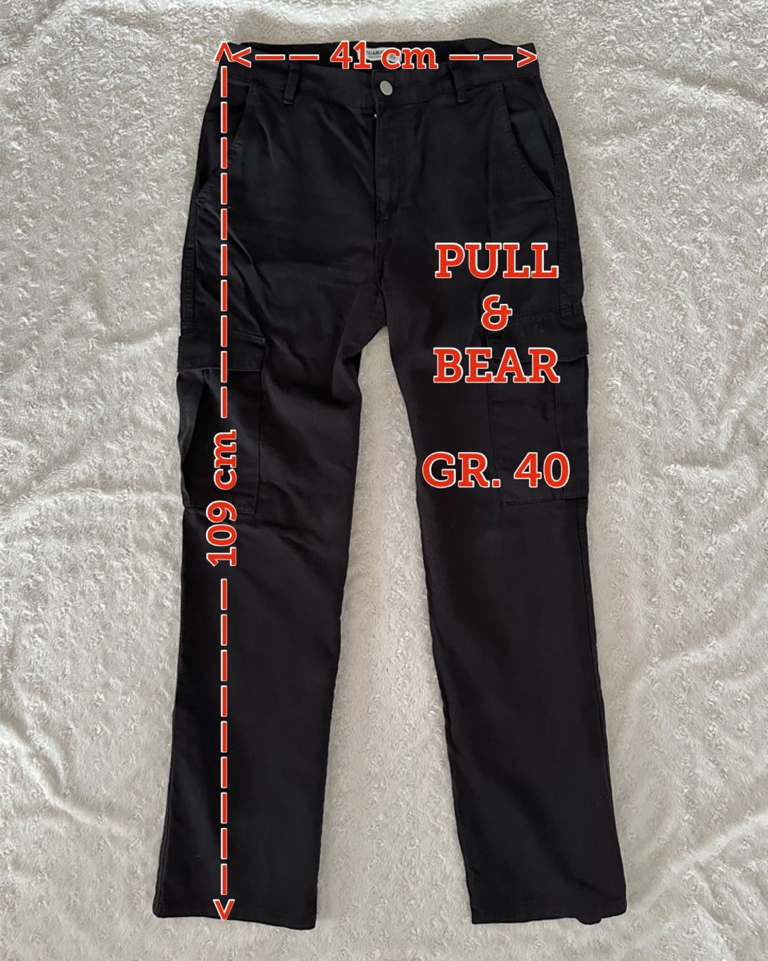Pull&Bear Jeans: Jeans PULL & BEAR CARGOJEANS schwarz Gr 40, top Zustand – Usato da Emmenbrücke venduto da little.treasures