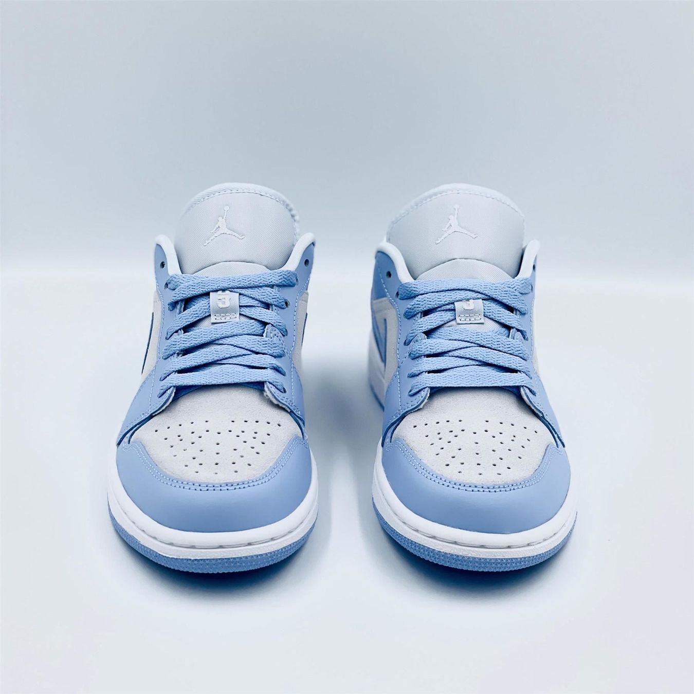 Jordan Damenschuhe: Nike Air Jordan 1 Low UNC EU 40 – Neu und originalverpackt aus Erlinsbach von sasneakers 4