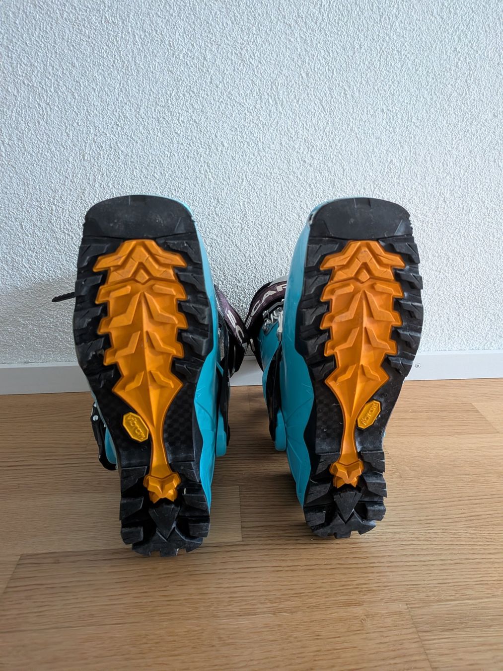 Scarpa Scarpe da donna: Scarpa Skitourenschuhe Gea Gr 38 – Usato da Kriens venduto da Jasfi 1