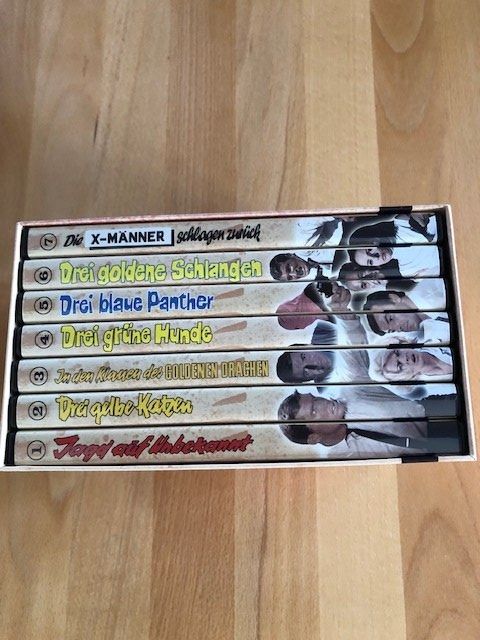 Tutti i DVDs: Kommissar X - Gesamtausgabe / 8 DVD's – Usato da Bubikon venduto da cinerama01 1