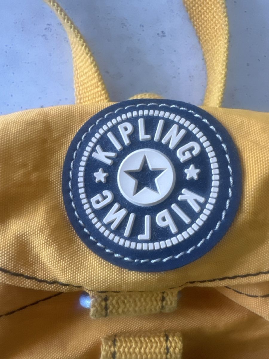 Kipling Zaini: Kipling Rucksack gelb mit Affe – Usato da Baar venduto da Hillsboro 1