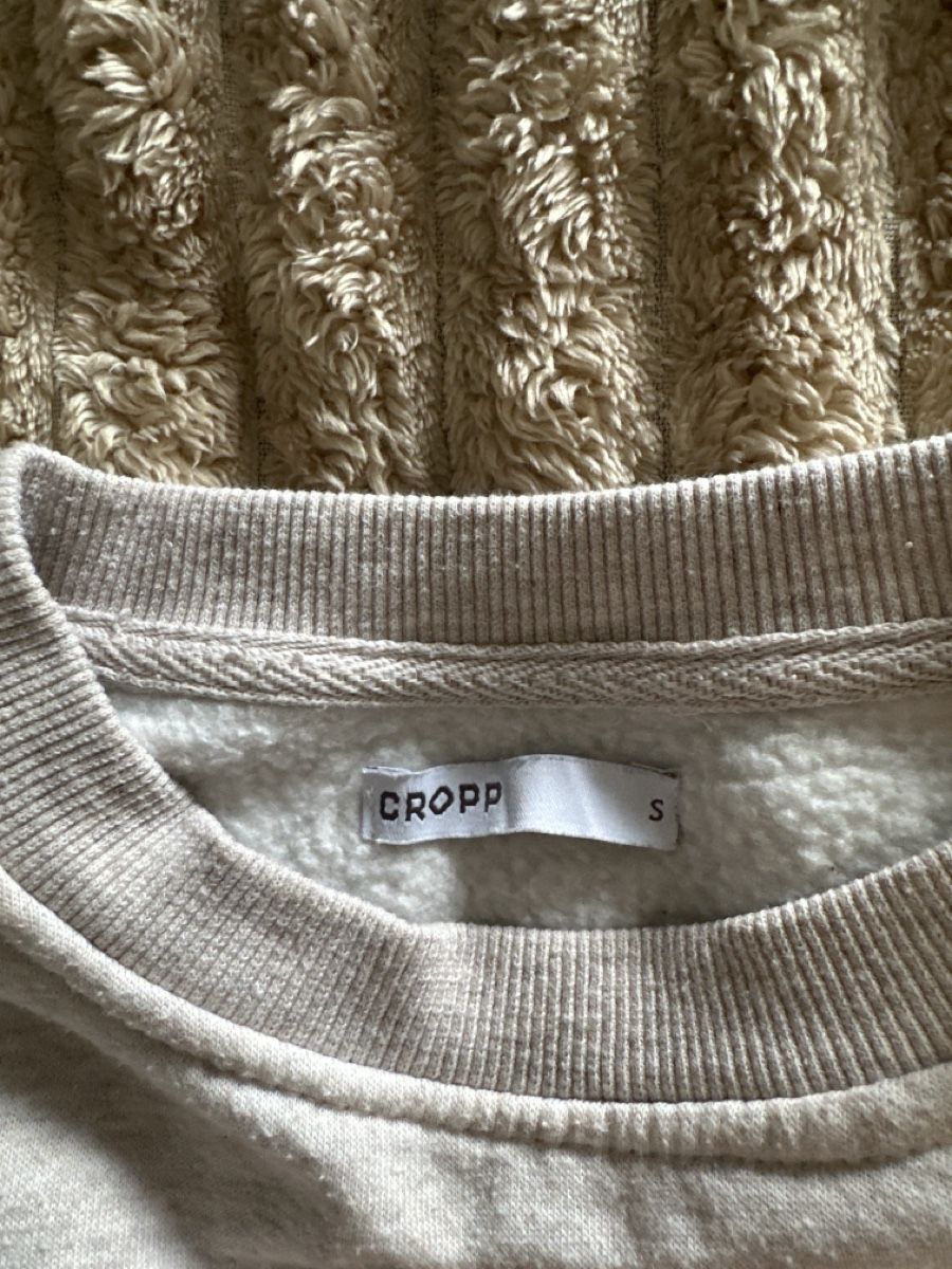 Maglioni & Felpe: Cropp Grey Sweater – Usato da Zermatt venduto da now_2scg 1