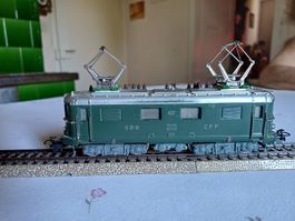Märklin Lok der SBB 427 RET 800 20 Volt