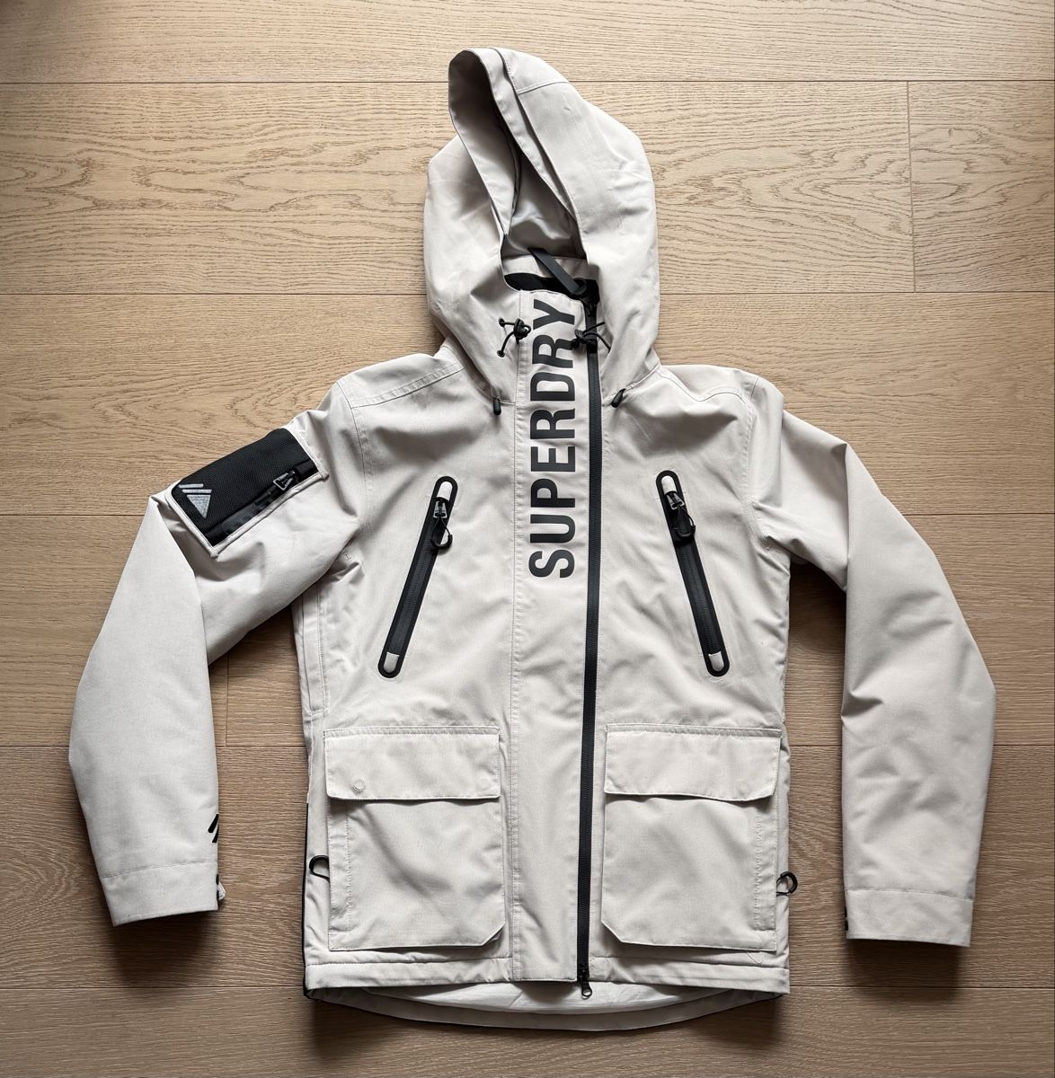 Superdry Giacche: Superdry Winter Jacket – Nuovo (secondo la descrizione) da Zug venduto da mbe_t5j2