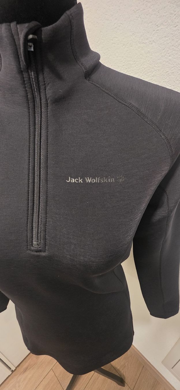 Jack Wolfskin Pulls & Sweat-shirts: Jack Wolfskin Pullover Gr. XS/34 schwarz NEU – Neuf (Voir description) à Erlinsbach par Beatrice_Aargau 1