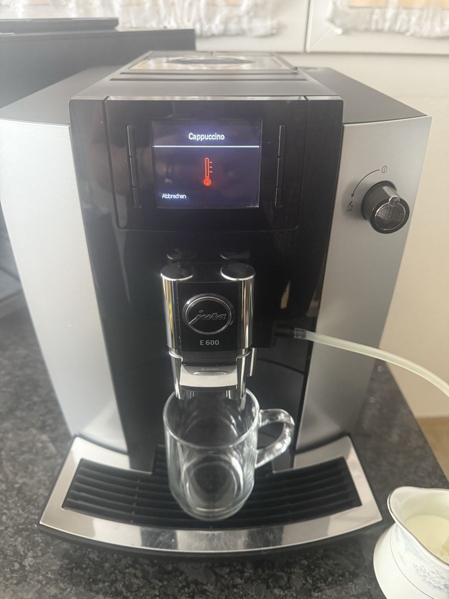 Jura Macchine per caffè & Macchine per espresso: Jura E600 – Usato da Buttikon SZ venduto da KaffeeGenussBronja 4