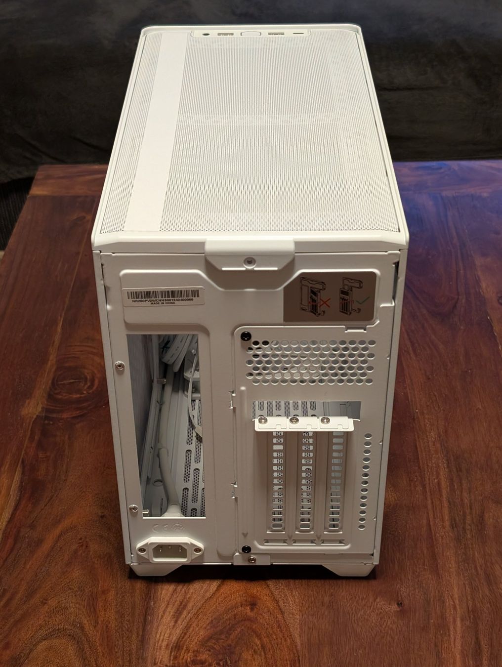 Custodie: CoolerMaster NR200P V2 Gehäuse – Usato da Zürich venduto da Toruko 2