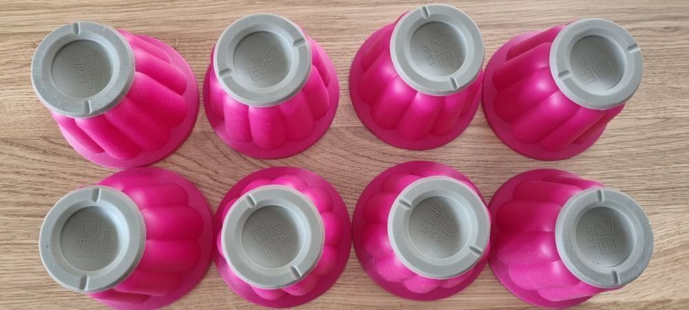 Betty Bossi Teglie da forno: 8 Puddingformen Betty Bossi – Usato da Winterthur venduto da delfin1314 1