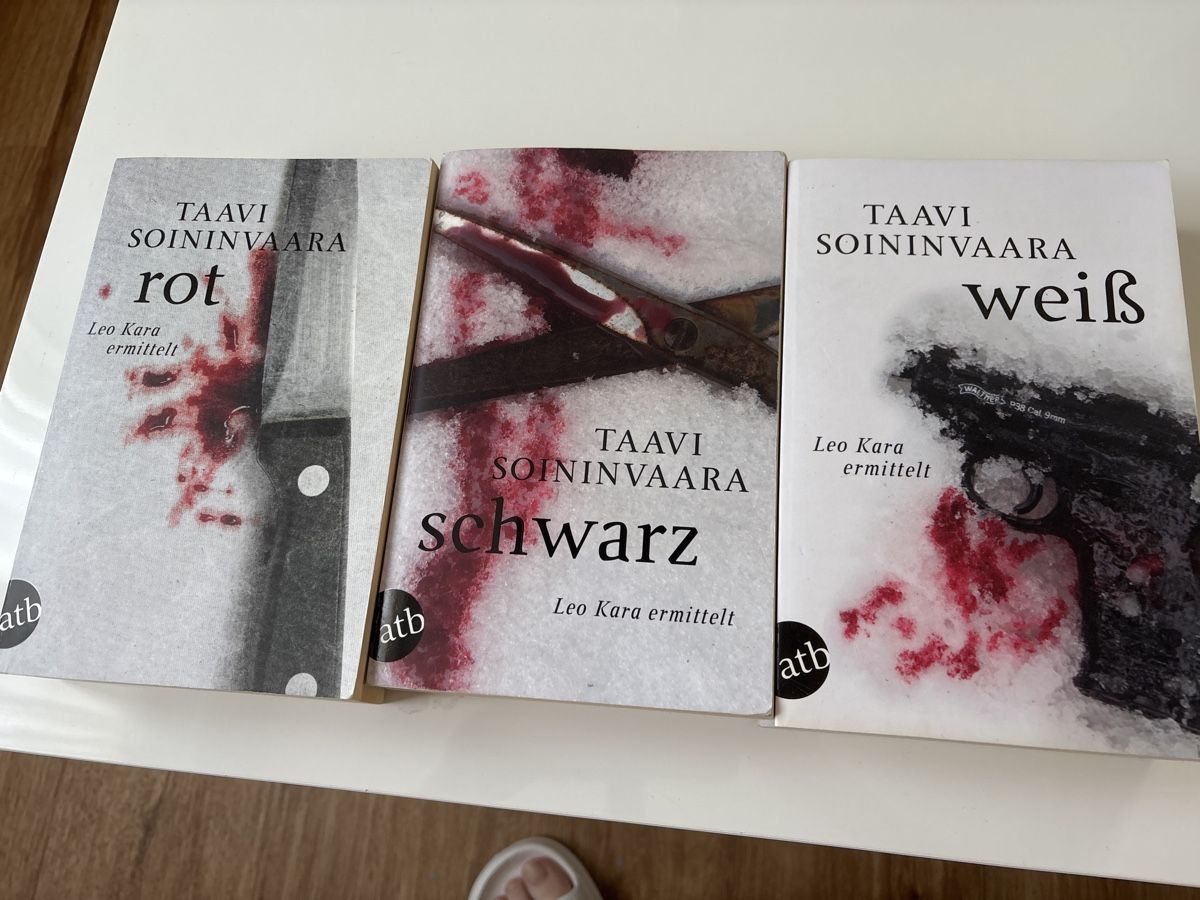 Libri: Krimi-Bücherpaket – Usato da Amriswil venduto da SCHLOSSGEISTLI
