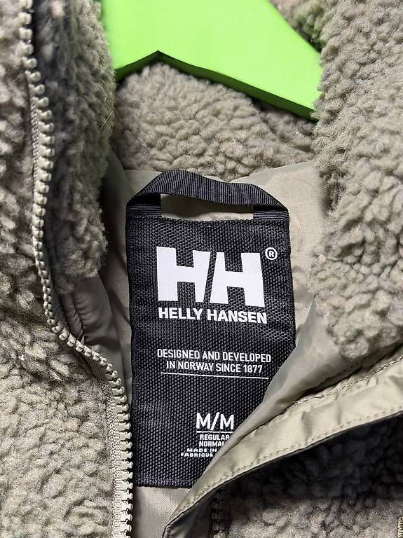 Giacche: Helly Hansen Jacke Gr. M – Usato da Seedorf UR venduto da Lia_mia 1