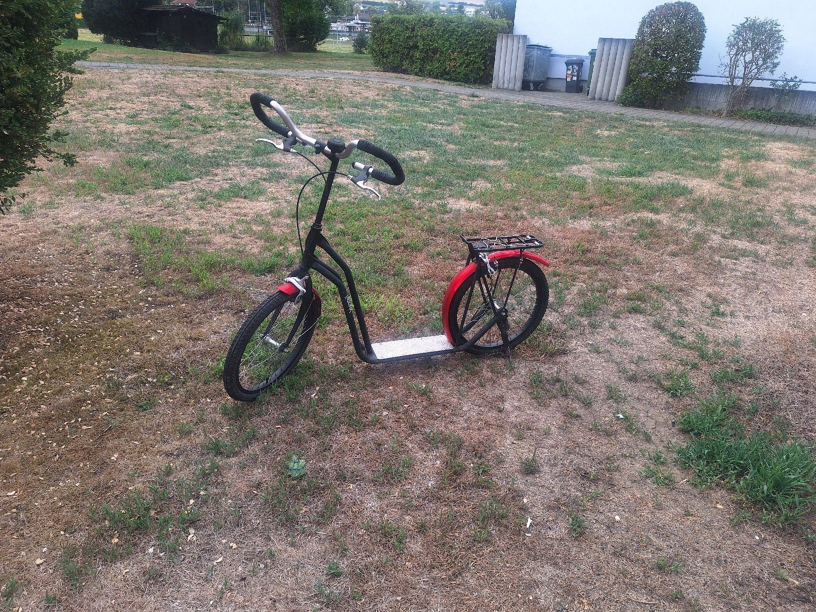 Vélos: Große trotti  – D'occasion à Muri AG par Misini1973 1