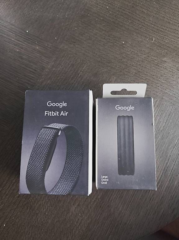 Smartwatch: Google Fitbit Air mit Original Active Band Large – Gebraucht aus Zürich von tobigs