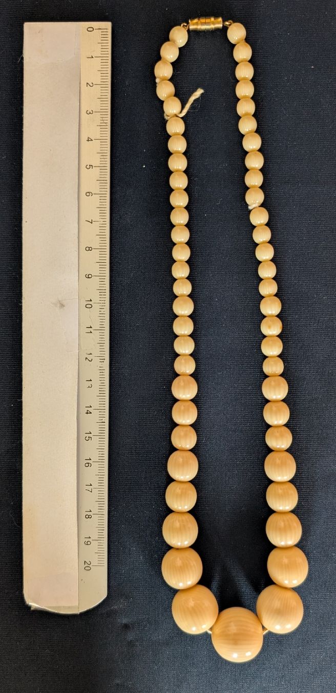 Altri gioielli: Modeschmuck Set: Armreif Ketten Ring Brosche – Usato da Münsingen venduto da Rehtre 1