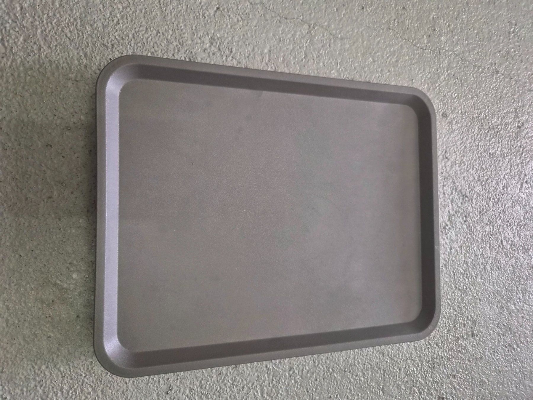 Ikea Piatti di portata: Serviertablett grau 37x29 cm guter Zustand – Usato da Domat Ems venduto da tchnesa 5