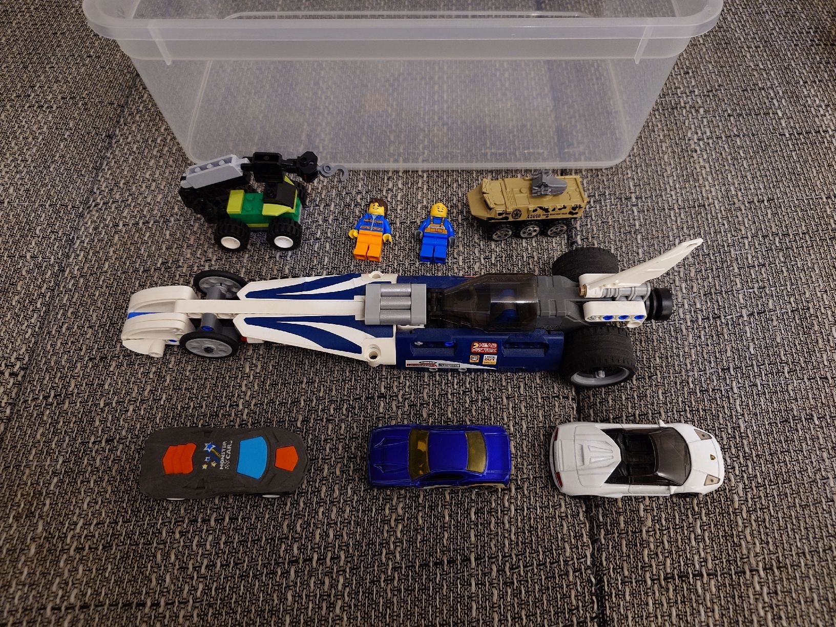 Technics Kit di costruzioni: Kiste mit Lego und Lego Technik – Usato da Bätterkinden venduto da Grooovy 4