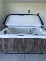 Whirlpool mit Massagefunktion weiss Holzoptik guter Zustand
