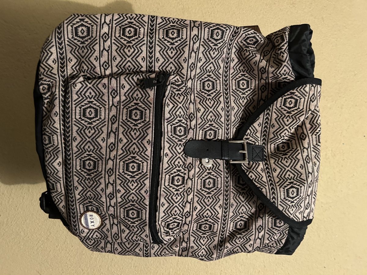 Roxy Sacs à dos: Roxy Rucksack – D'occasion à Wohlen b. Bern par Honeypie