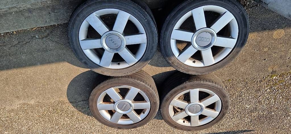 Audi Cerchioni: Alufelgen AUDI 16 zoll – Usato da Romanshorn venduto da fag_gnd6