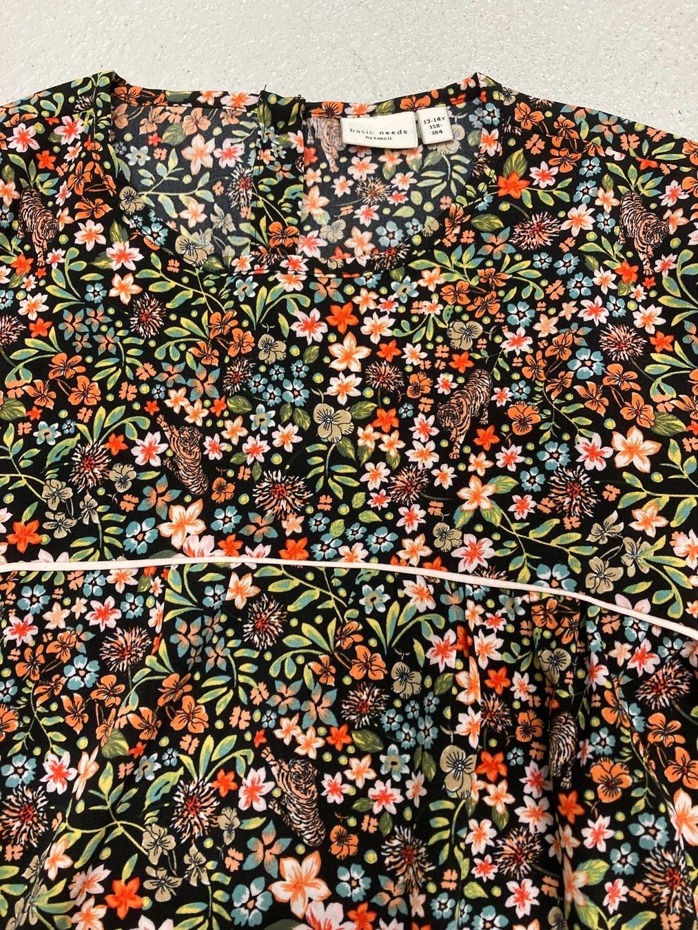 Blusen, T-Shirts & Tops: Neuwertig! Bluse Gr. 158/164 – Gebraucht aus Waltenschwil von MeKo8 1