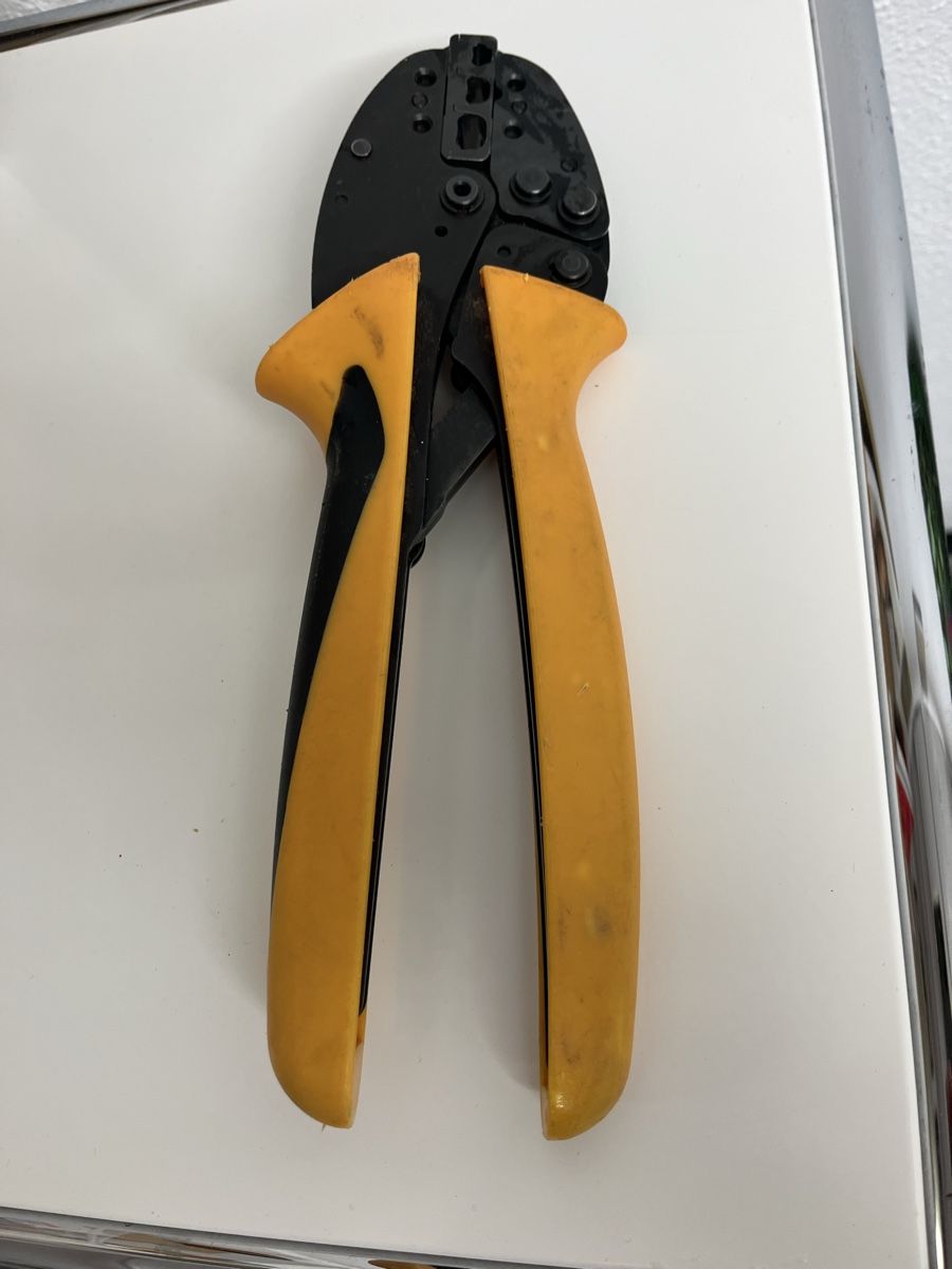 Tutti gli attrezzi: Weidmüller PZ50 Kabel Schuhpresszange  – Usato da Neerach venduto da fuz_8d7l 3