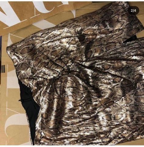Zara Gonne: Zarashirt – Nuovo e nell'imballaggio originale da Opfikon venduto da ari_7yn2 3