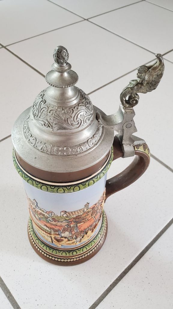 Tutte le decorazioni: Alter Bierkrug/Bierhumpe mit Deckel – Usato da Courtaman venduto da Silb 3