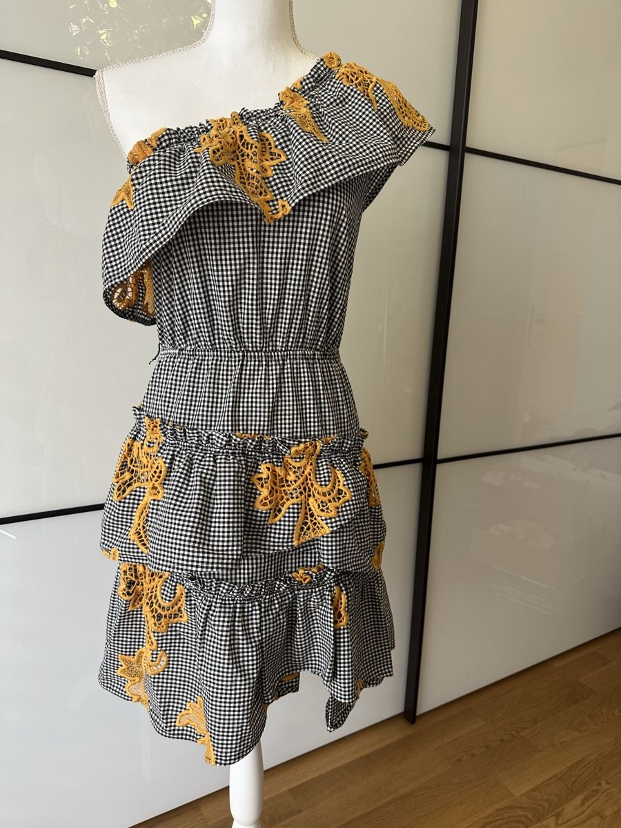 Sandro Vestiti: Kleid Sandro, 36 Frühling Sommer – Nuovo (secondo la descrizione) da Küssnacht am Rigi venduto da Herlinde