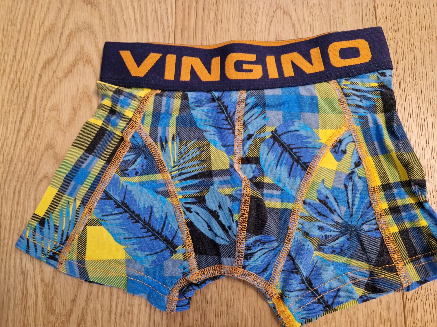 Vingino Biancheria intima: Boxershorts Gr. 116/128 Vingino – Usato da Davos-Dorf venduto da Bpelikan 1