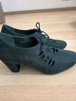 Collectif Lulu Hun London Lace Up Pumps Green Faux Suede 50s