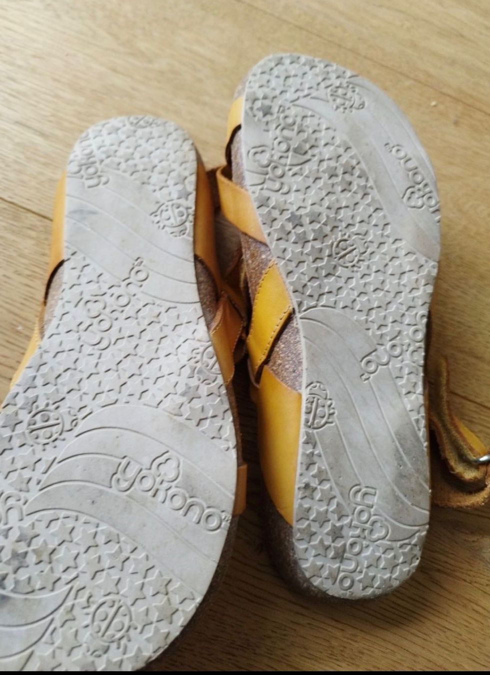 Damenschuhe: Sandales moutarde – Gebraucht aus Develier von lili_1 2