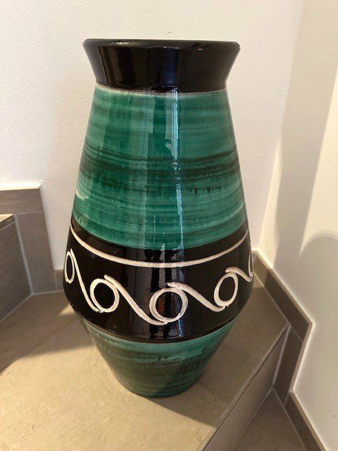 Vasen & Gefässe: toLLe BoDenvaSe – Gebraucht aus Winkel von zeho
