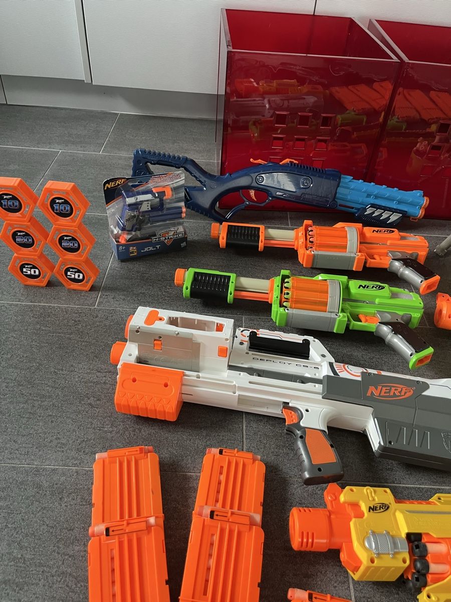 Nerf Giocattoli: Grosses Nerf Waffen Set für Kinder – Usato da Buttikon SZ venduto da HeidiF0102 2