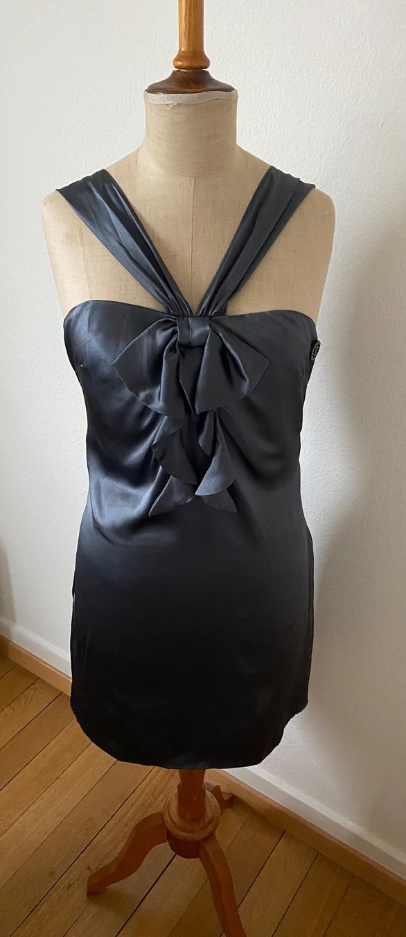 Kleider: John Galiano Seidenkleid Vintage – Gebraucht aus Zürich von ves_w6wl