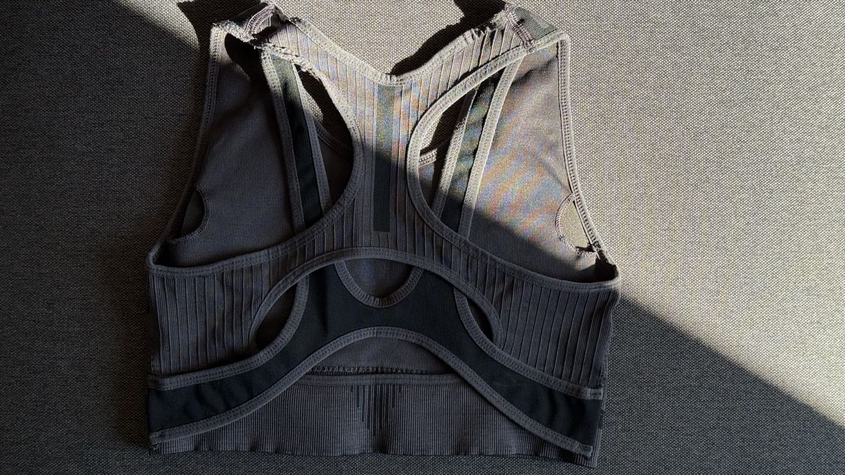 Gymshark Lotti di vestiti: Gymshark Flex Set (3) – Usato da Zürich venduto da sel_9kd 4