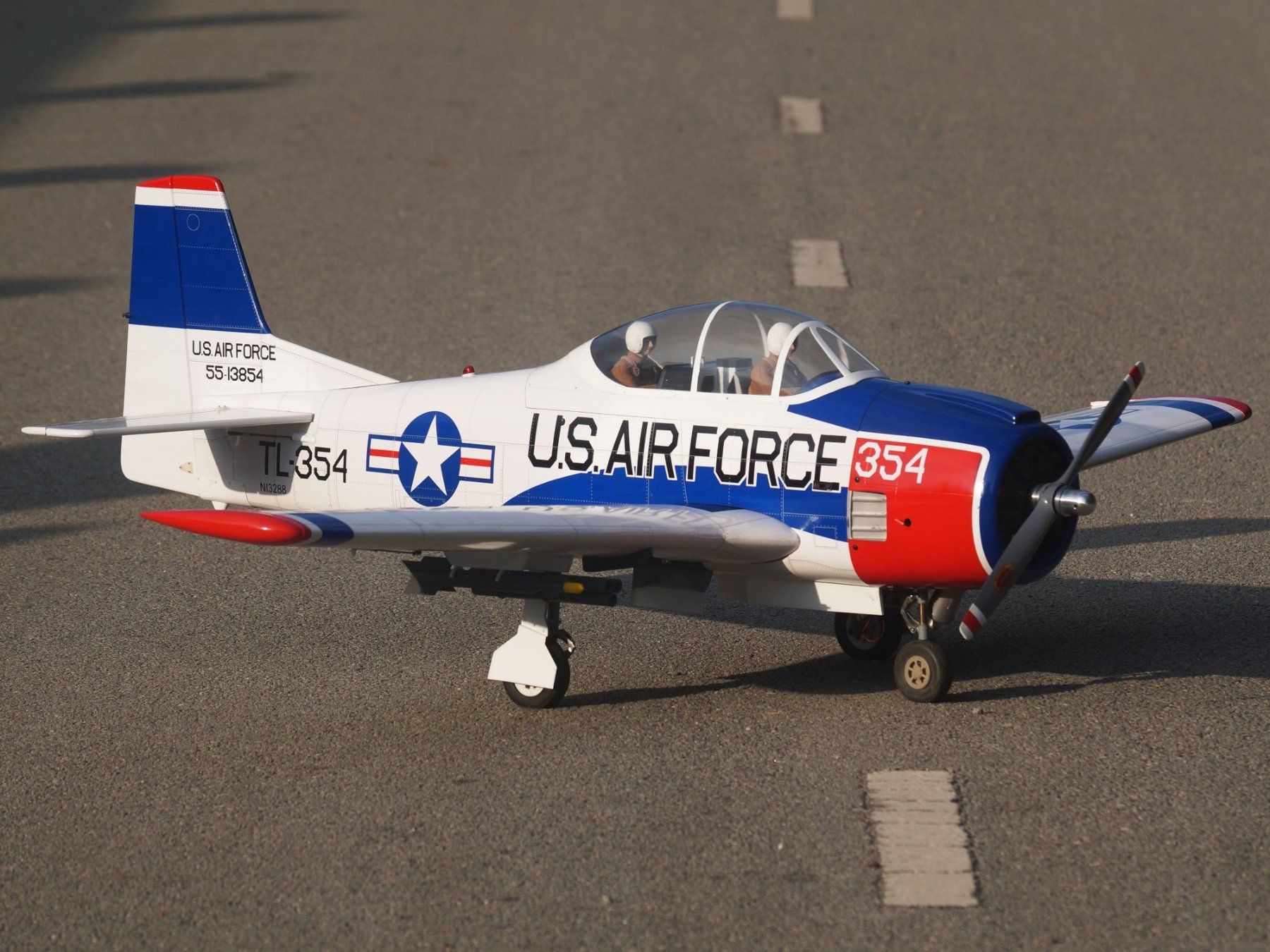 Modellismo RC: T-28 Trojan, Spw 1780mm, ARF-Set - VQ-Models – Nuovo e nell'imballaggio originale da Entlebuch venduto da Hebu