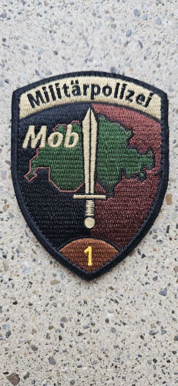 Schweizer Armee Plaketten & Abzeichen: *** Badge MP Militärpolizei mit klett *** – Neu und originalverpackt aus Riedholz von fr_sIruP
