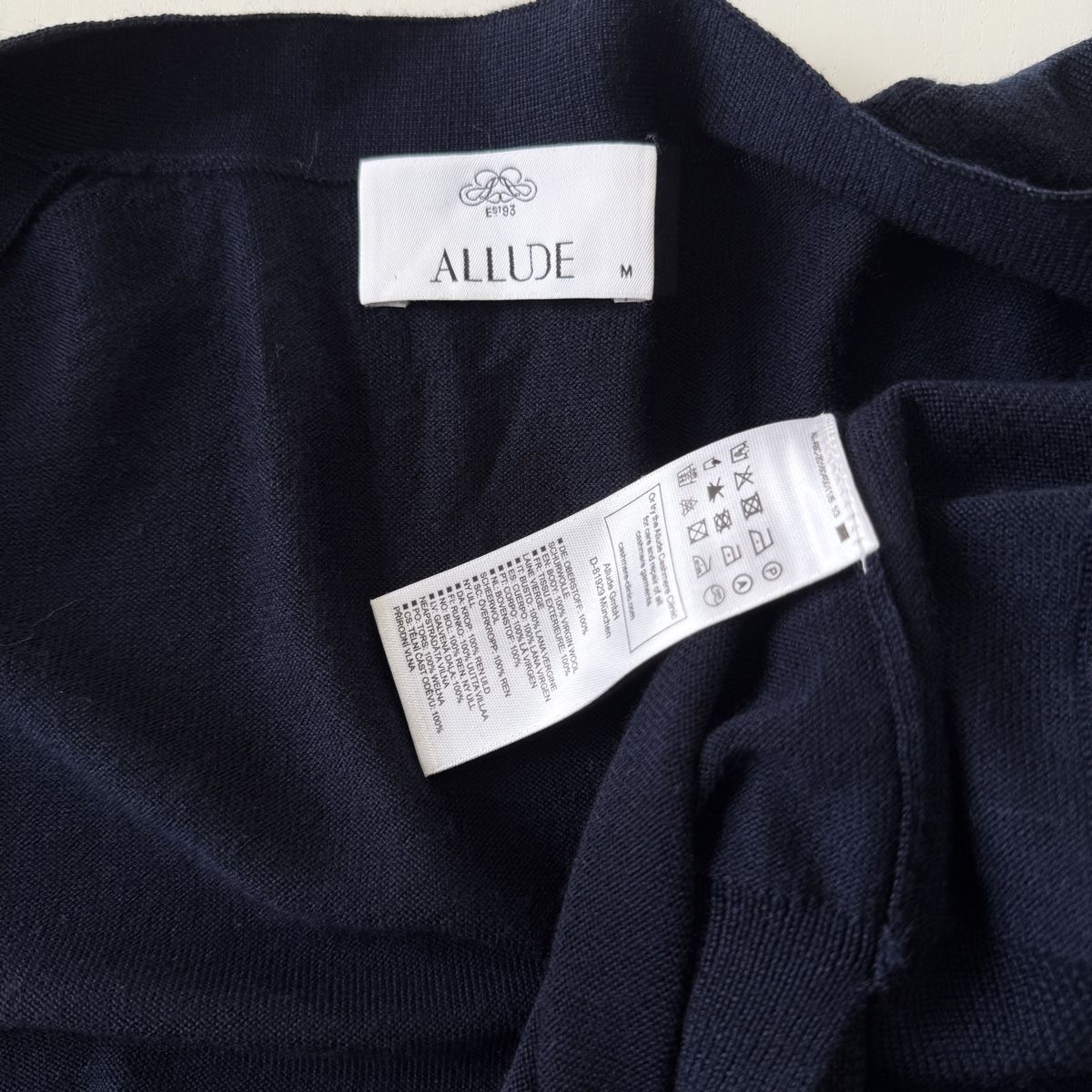 Allude Maglioni & Felpe: ALLUDE Virgin Wool Cardigan – Nuovo (secondo la descrizione) da Emmen venduto da Colette-Juliette 6
