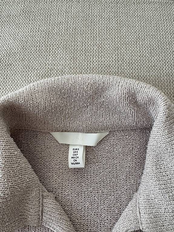 T-shirt: H&M Shirt – Usato da Uster venduto da hanna99 1