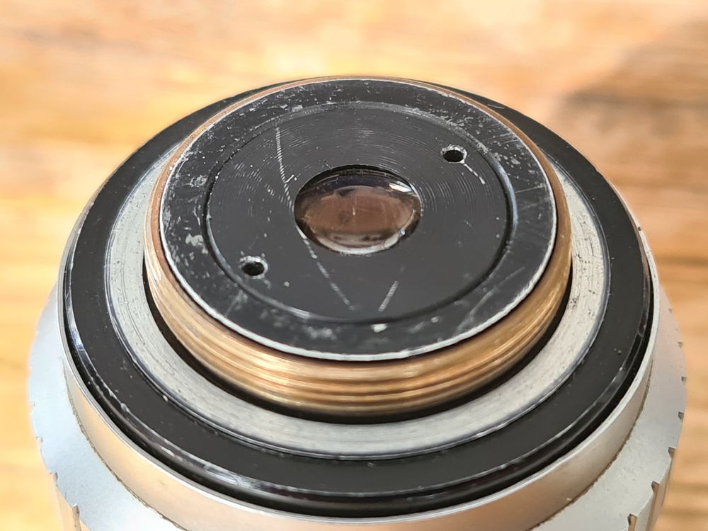 Objectif grand angle Angenieux 10 mm f1,8 Retrofocus R21 à monture C – Phototek Canada