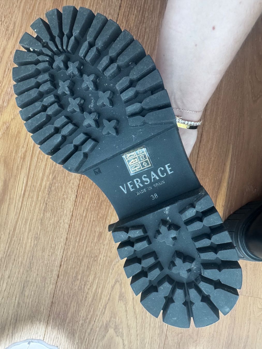 Versace Damenschuhe: VERSACE Medusa Leder Boots GR. 38 – Neu (gemäss Beschreibung) aus Schmerikon von Adrianka55 6