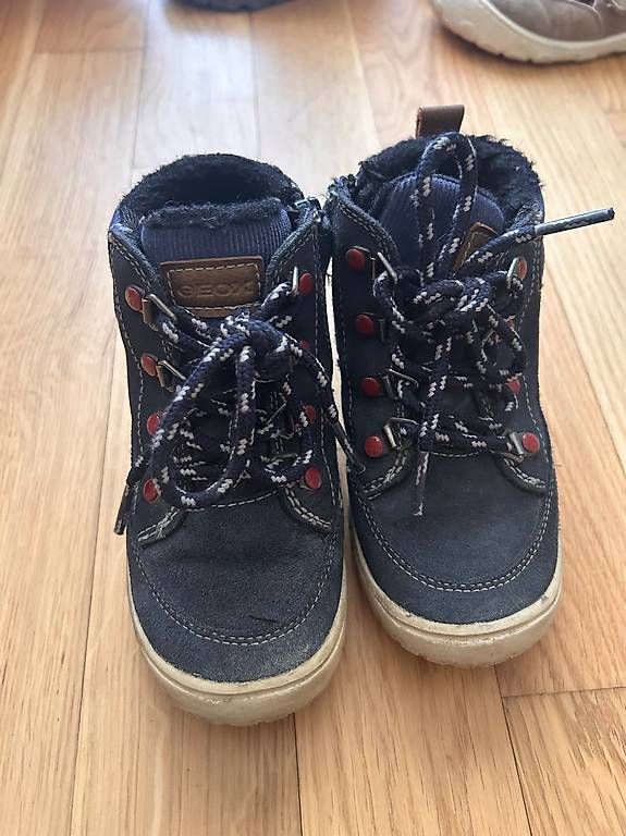 Geox Scarpe per ragazzi: Winterstiefel Geox gr 26 – Usato da Münchenstein venduto da sergiu.m