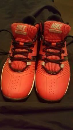 Nike Scarpe da uomo: NIKE TURNSCHUHE – Usato da GLARUS venduto da Glarus4 4