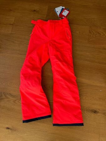 Neue Helly Hansen Skihose mit Etikett