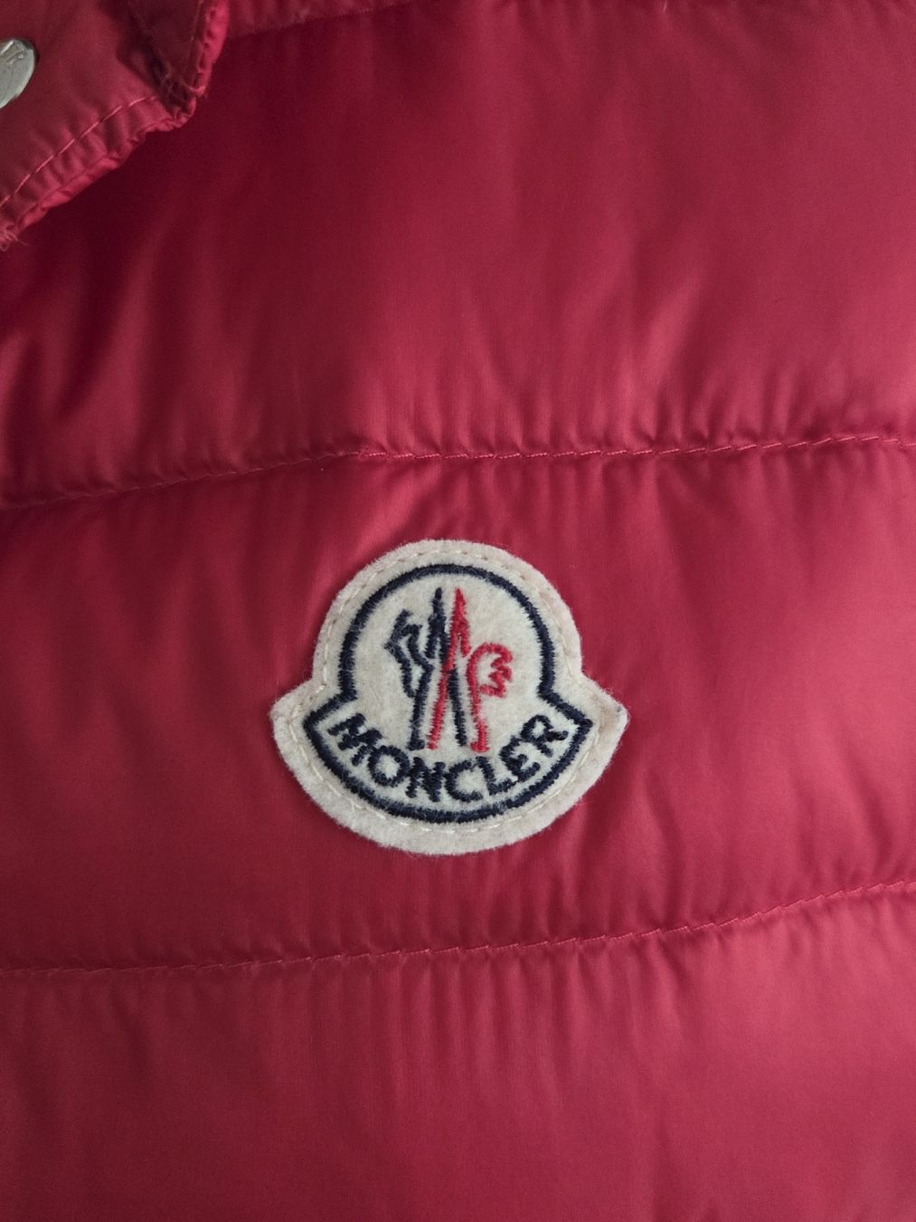 Moncler Gilets & Westen: Moncler, Gilet, Weste – Neu (gemäss Beschreibung) aus Wiesendangen von Sinhuk 2
