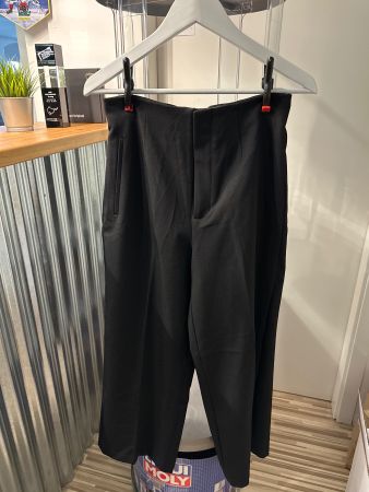 Hose der Marke Zara Grösse M