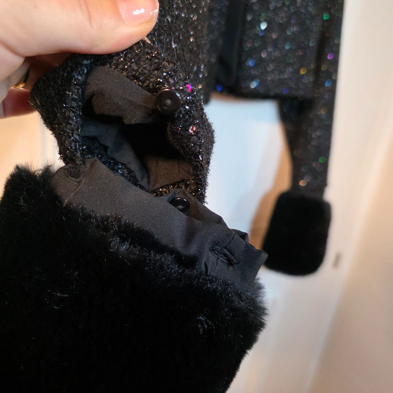 Esprit Jacken: ESPRIT Glitzer Jacke mit Kunstfell Gr.36 – Gebraucht aus Wald ZH von CapLux 8